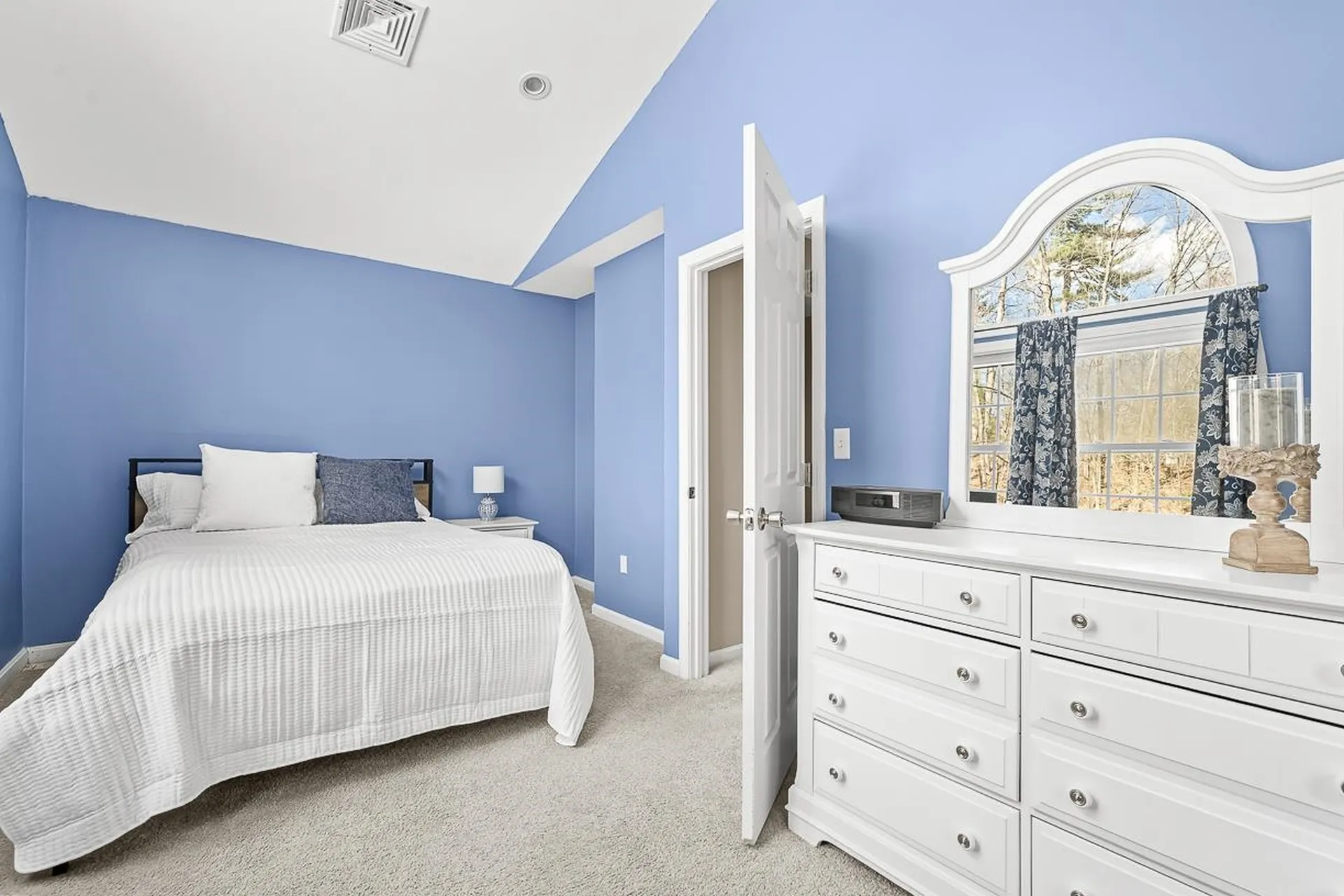 9 Village Falls Way Merrimack NH 03054