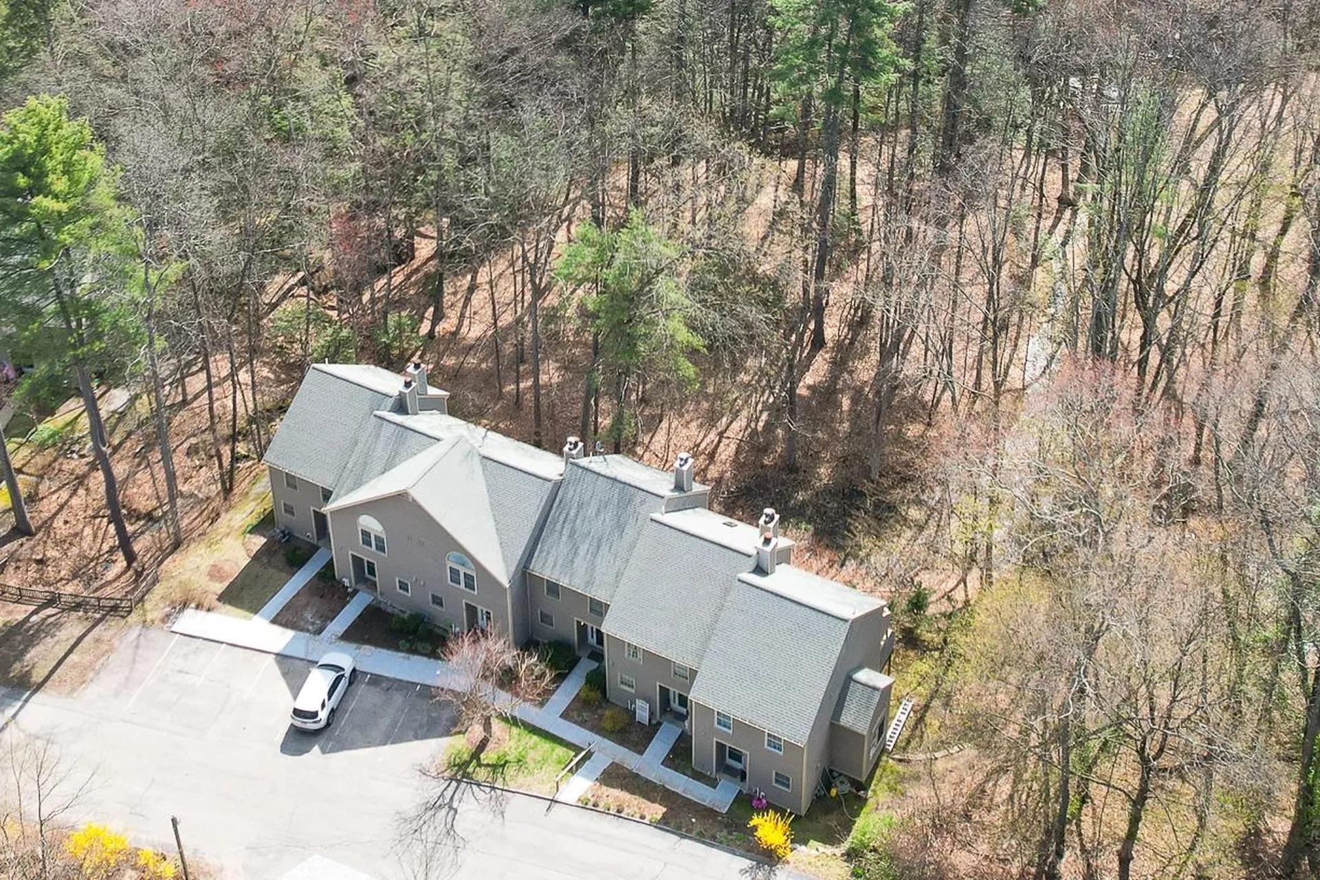 9 Village Falls Way Merrimack NH 03054
