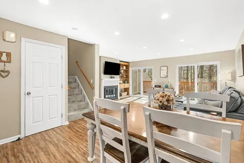 9 Village Falls Way Merrimack NH 03054