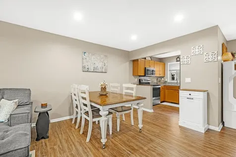9 Village Falls Way Merrimack NH 03054