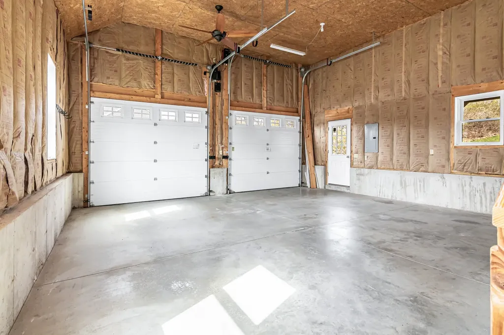 149 Barretts Hill Road Hudson NH 03051