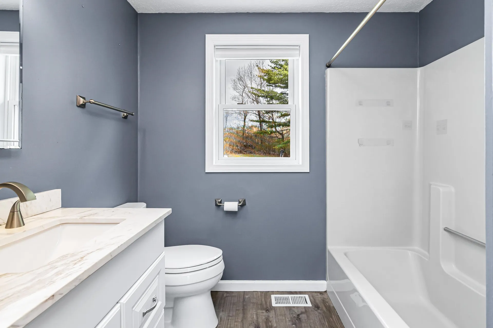 149 Barretts Hill Road Hudson NH 03051