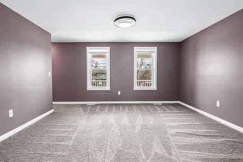 149 Barretts Hill Road Hudson NH 03051