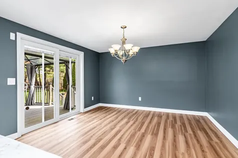 149 Barretts Hill Road Hudson NH 03051