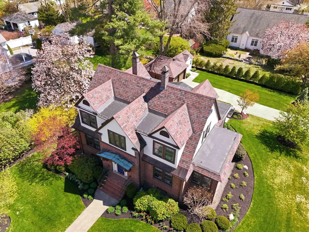 37 Chester Street Nashua NH 03064