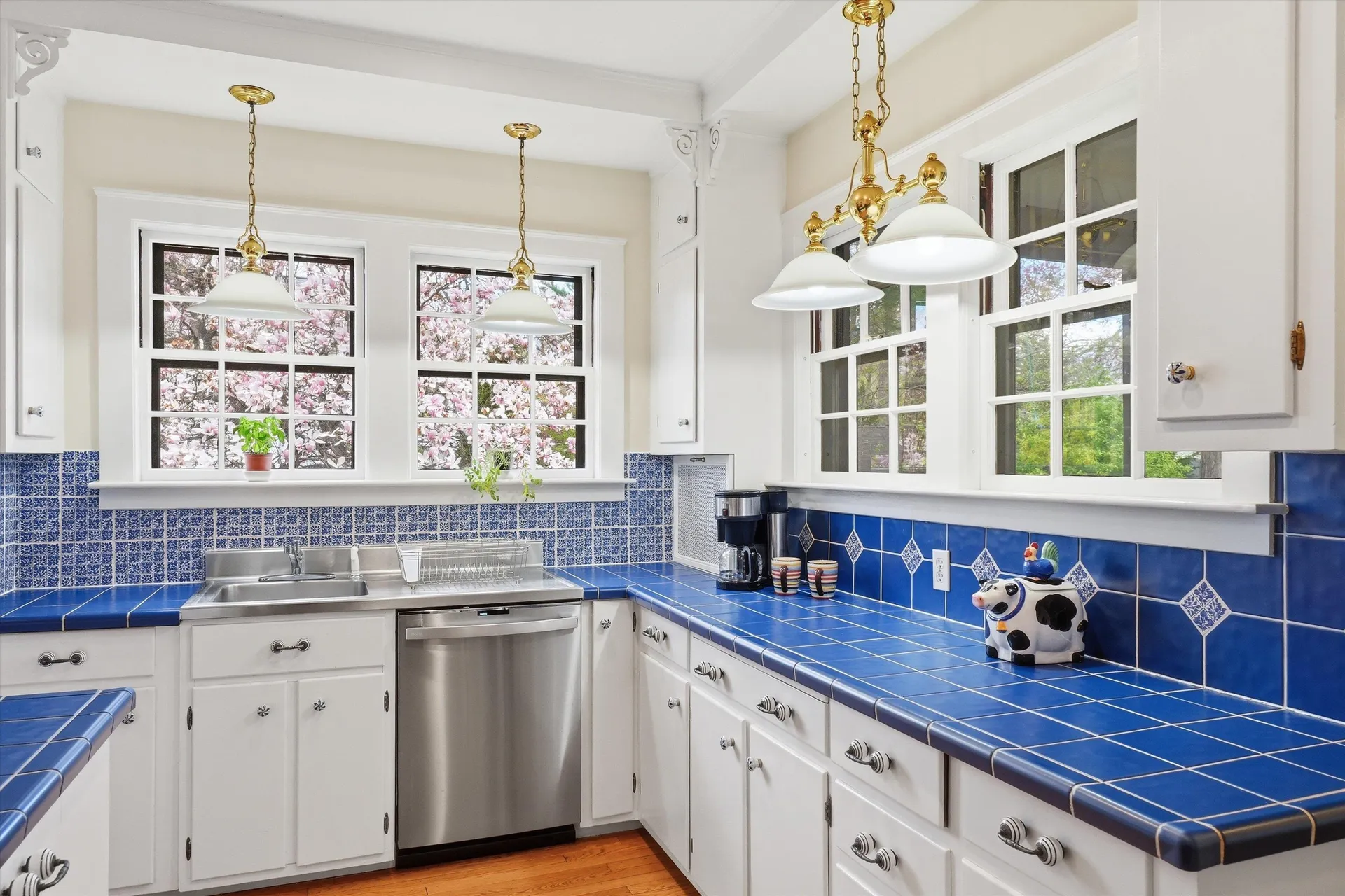 37 Chester Street Nashua NH 03064