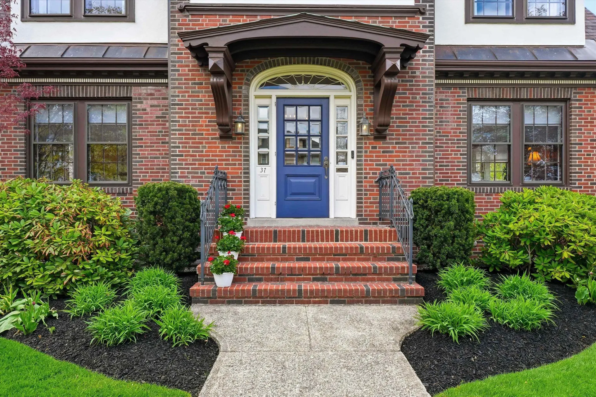37 Chester Street Nashua NH 03064