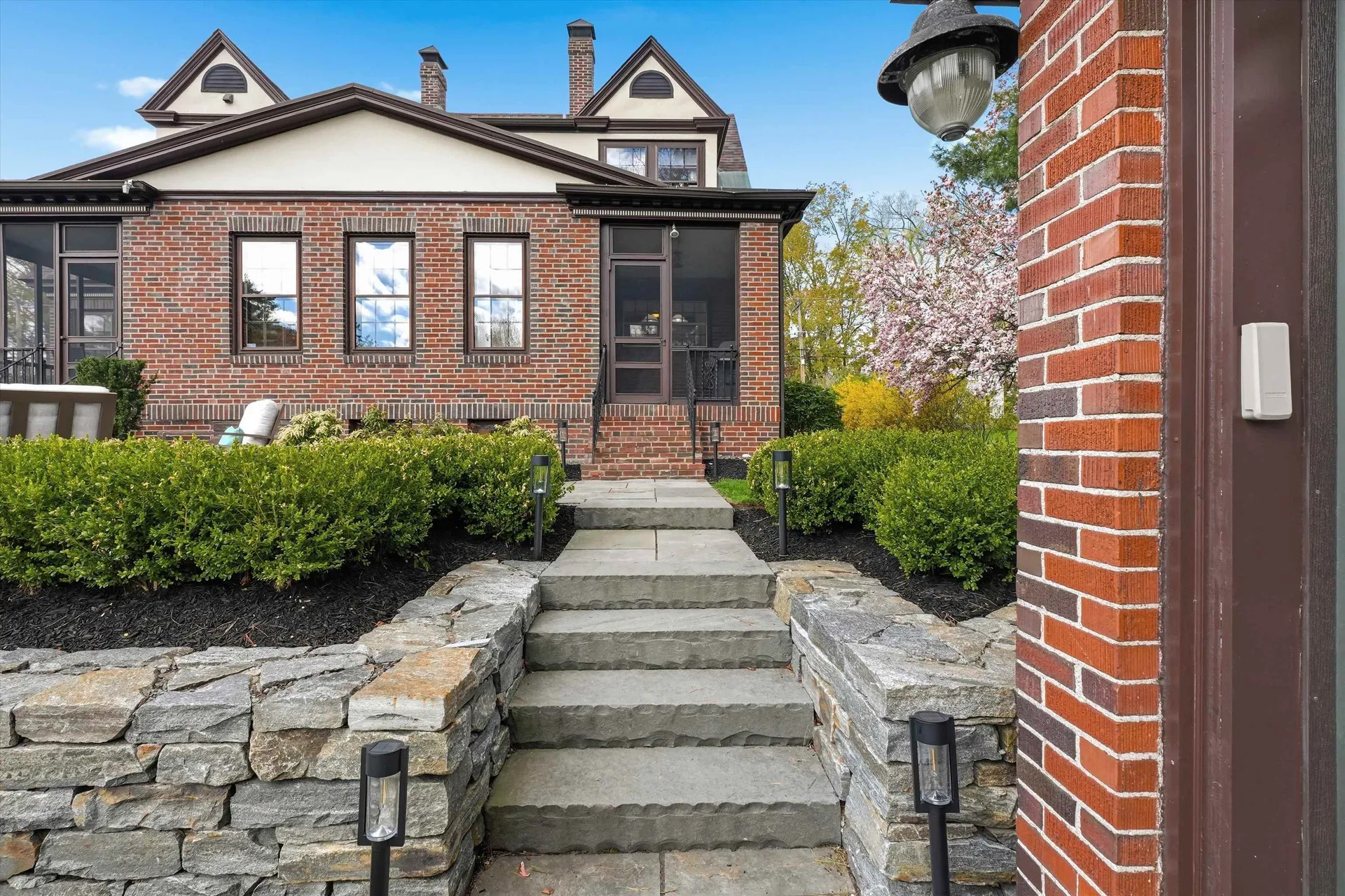 37 Chester Street Nashua NH 03064
