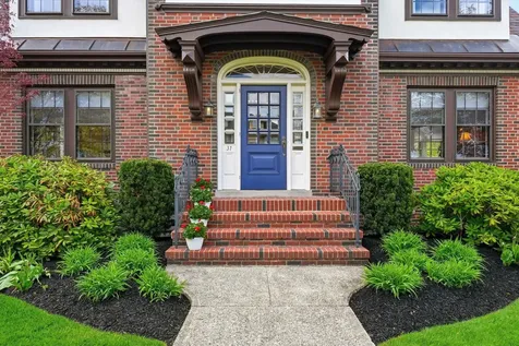 37 Chester Street Nashua NH 03064