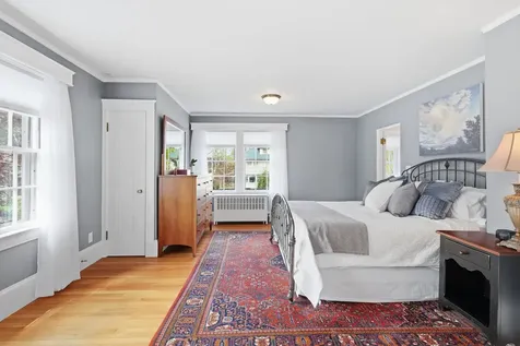 37 Chester Street Nashua NH 03064
