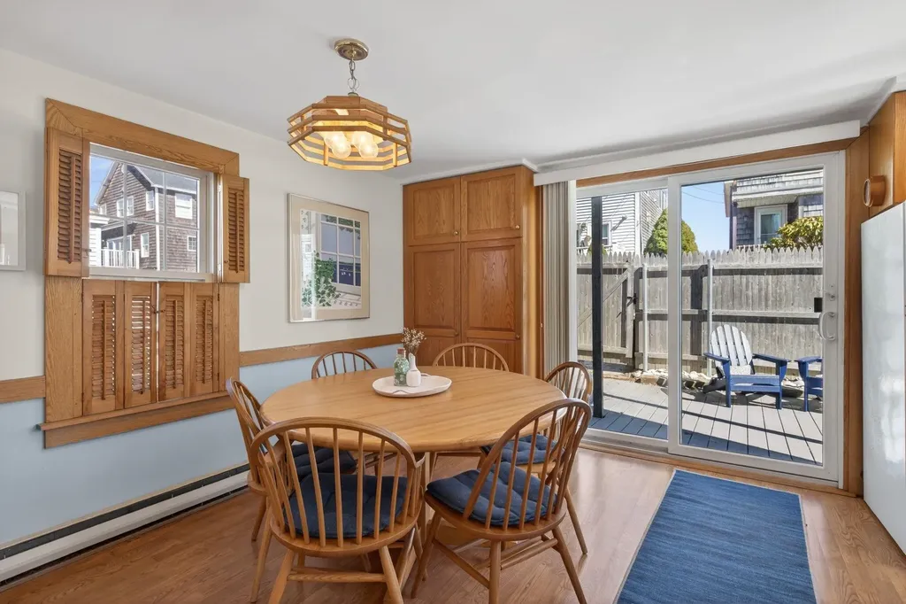 341 Ocean Avenue Wells ME 04090-3714