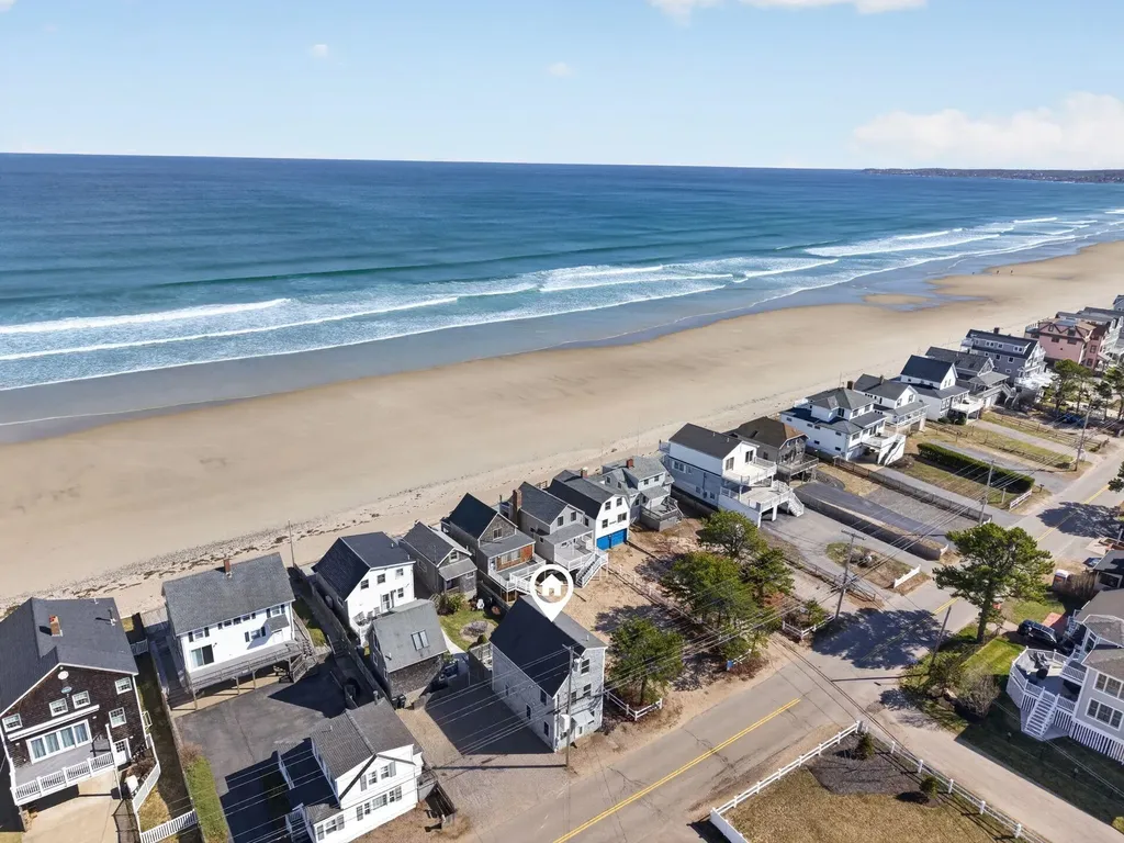 341 Ocean Avenue Wells ME 04090-3714