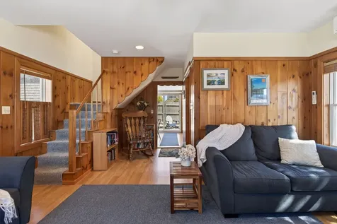 341 Ocean Avenue Wells ME 04090-3714