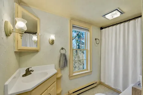 247 Meredith Center Road Meredith NH 03253