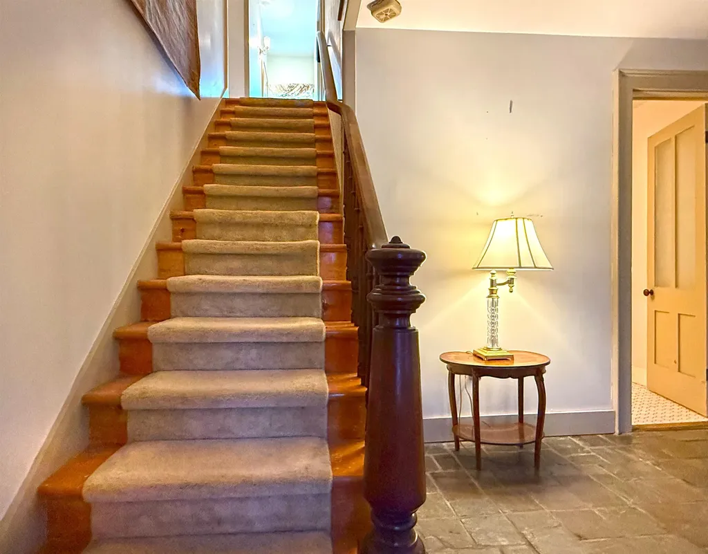 2442 Maple Street Waltham VT 05491