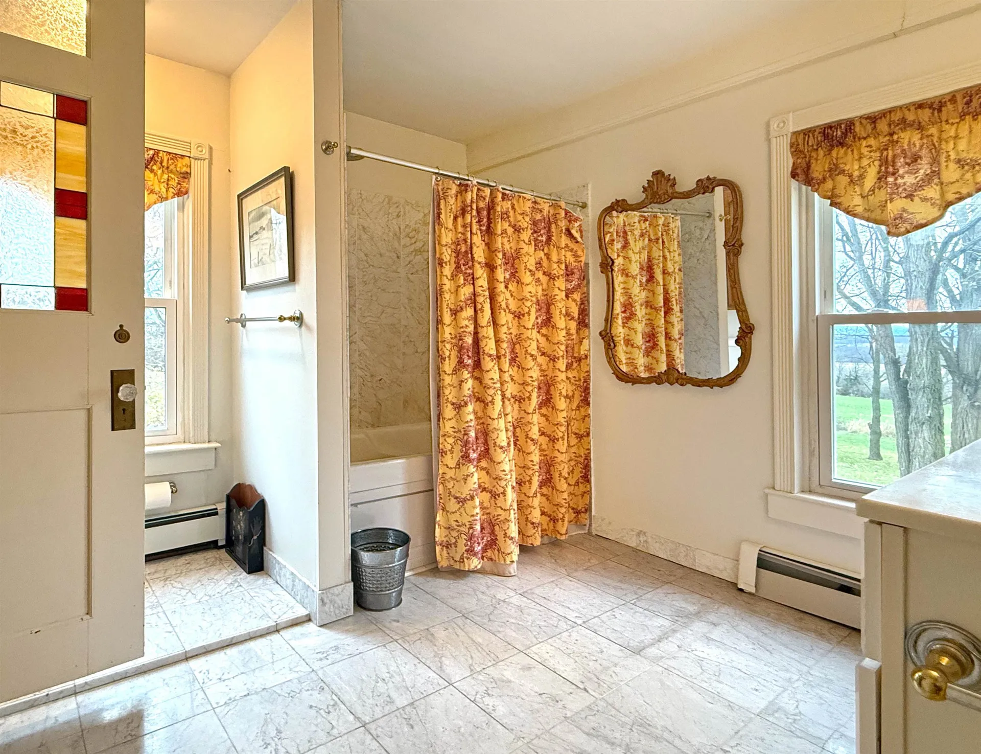 2442 Maple Street Waltham VT 05491