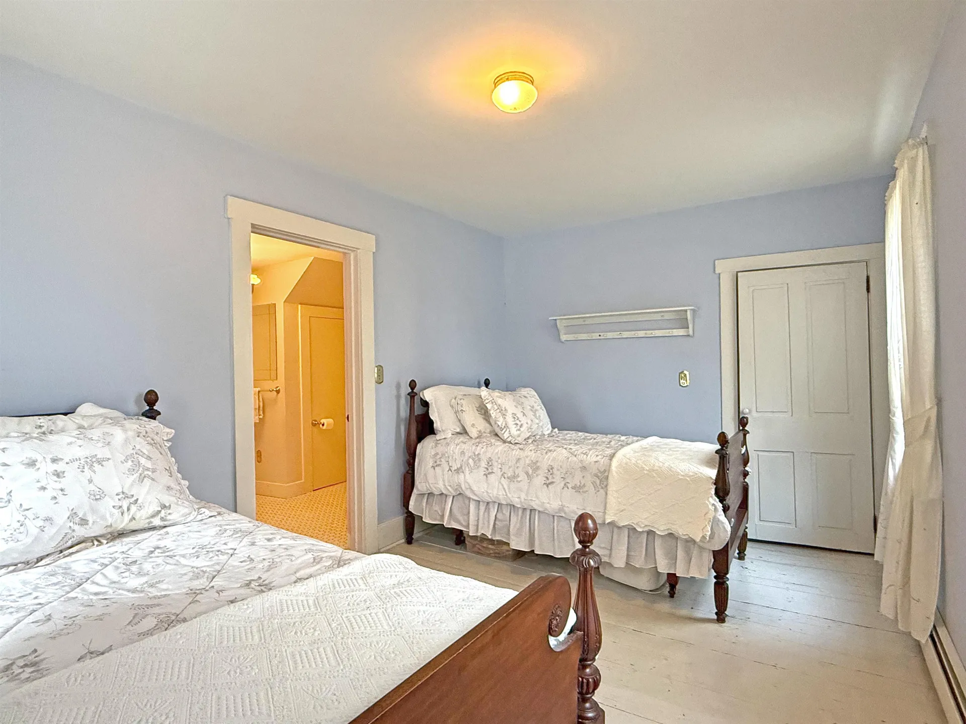 2442 Maple Street Waltham VT 05491