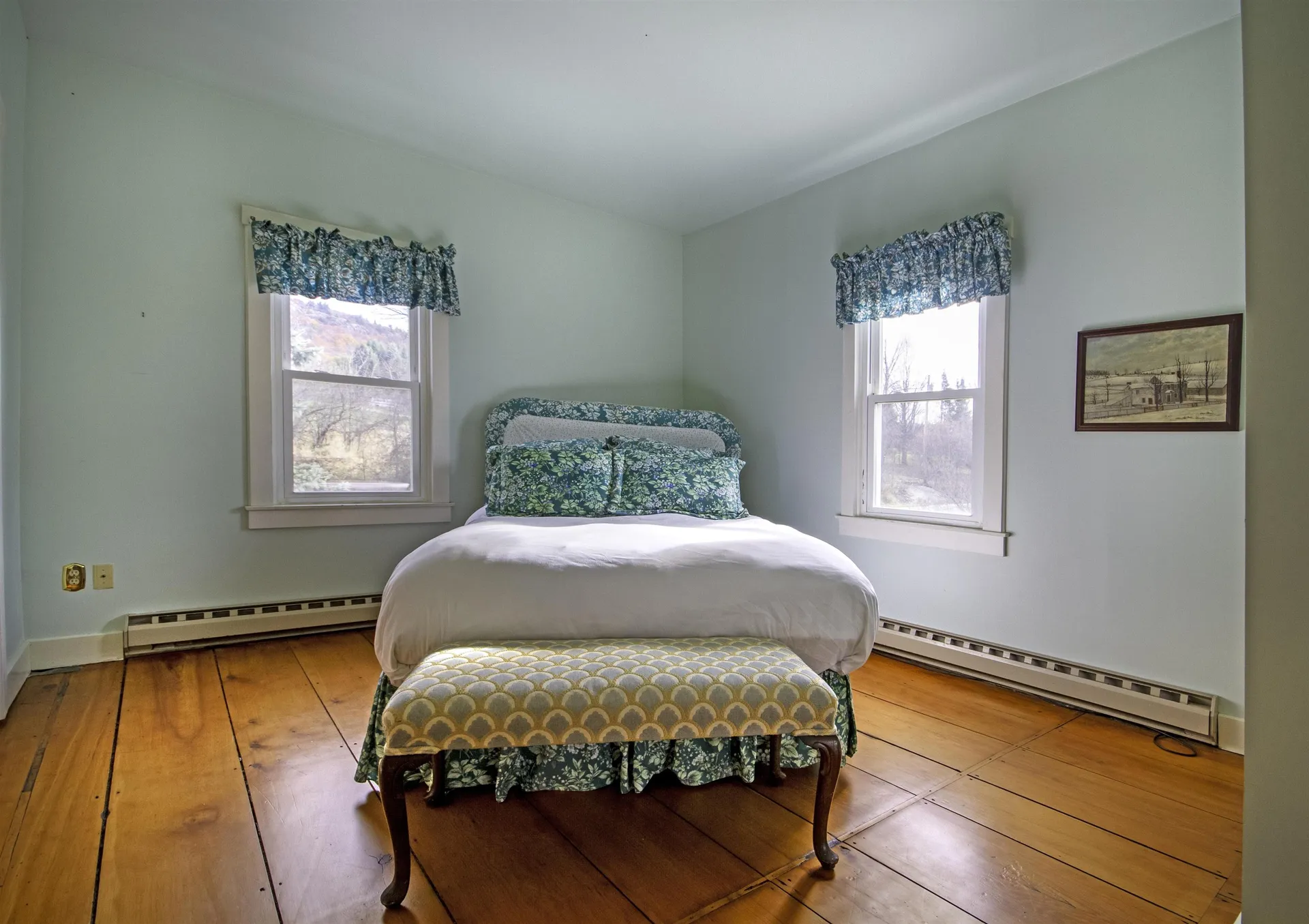 2442 Maple Street Waltham VT 05491