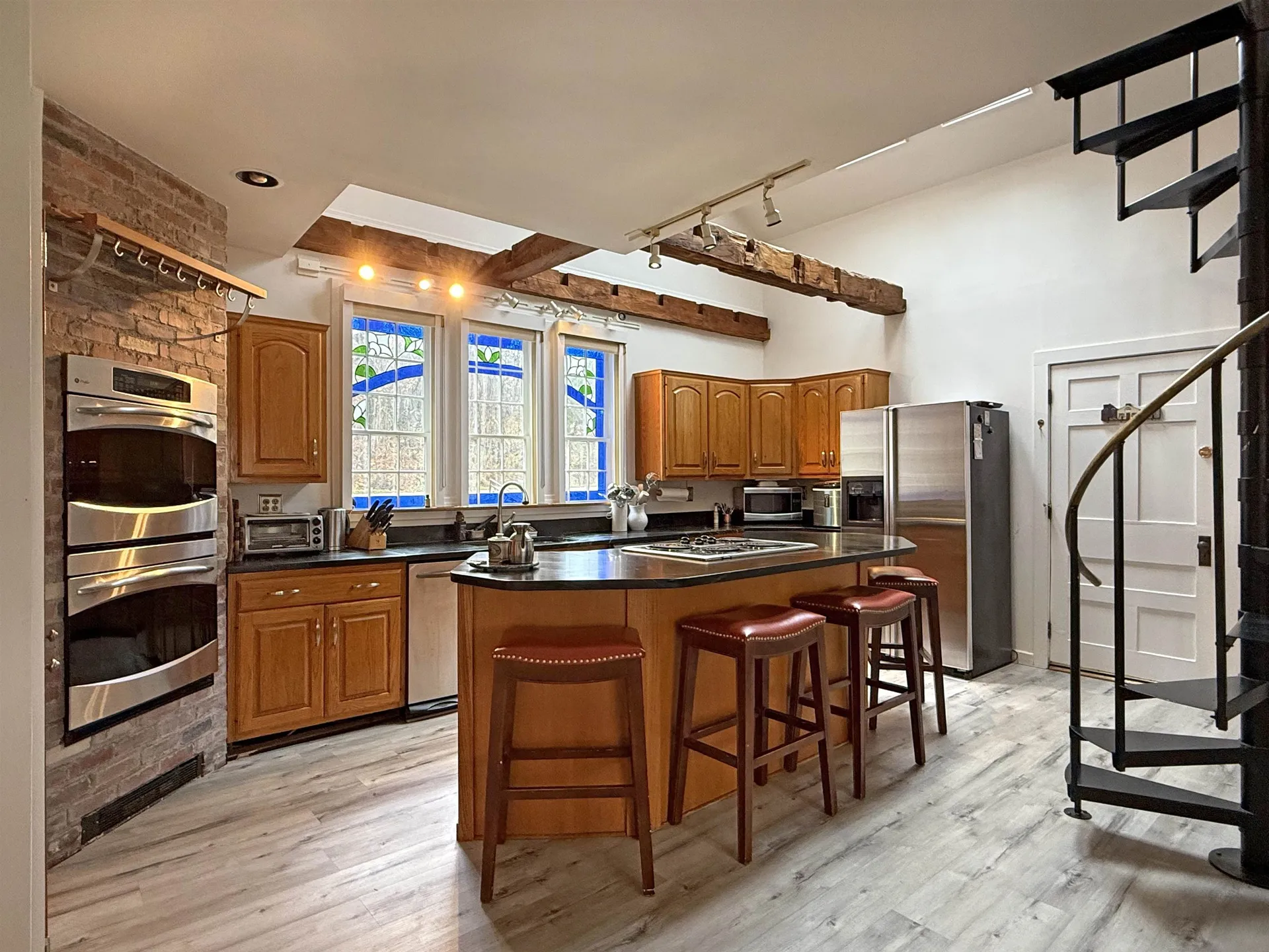 2442 Maple Street Waltham VT 05491