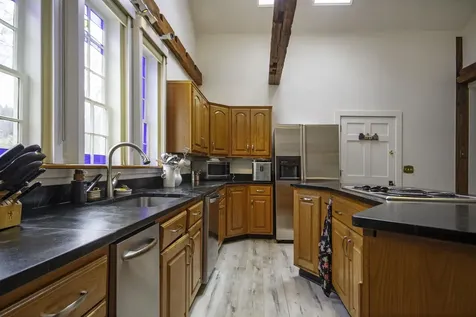 2442 Maple Street Waltham VT 05491