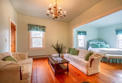 2442 Maple Street Waltham VT 05491
