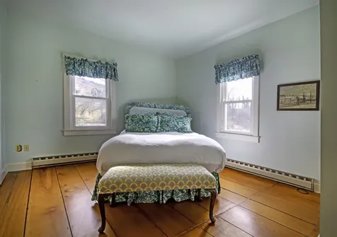 2442 Maple Street Waltham VT 05491