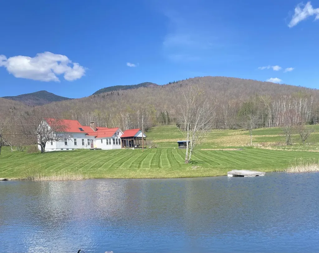 26 Herman Savage Road Northumberland NH 03584
