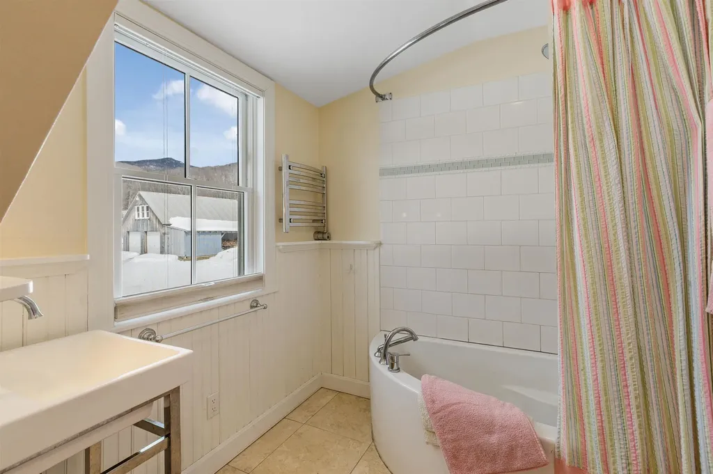 26 Herman Savage Road Northumberland NH 03584