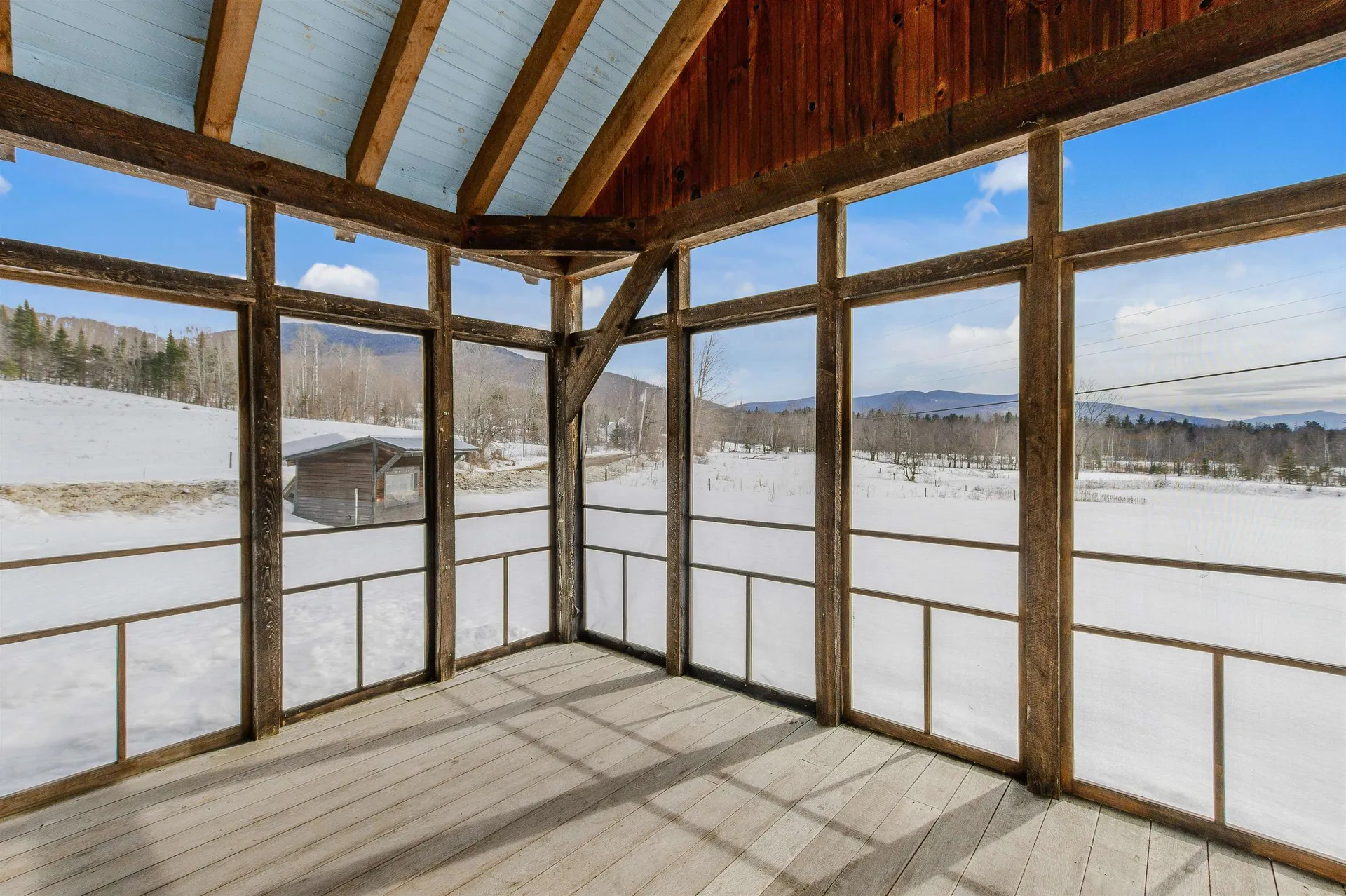 26 Herman Savage Road Northumberland NH 03584