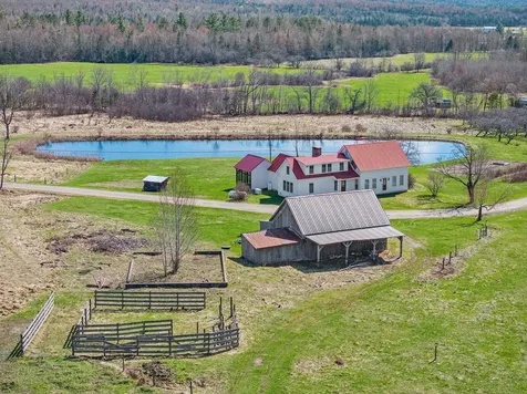 26 Herman Savage Road Northumberland NH 03584