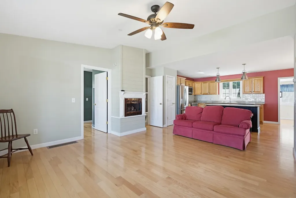 42 Iris Lane Loudon NH 03307