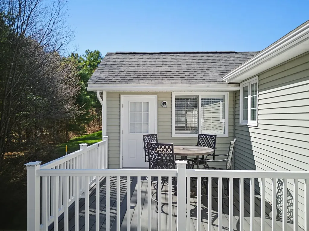 42 Iris Lane Loudon NH 03307