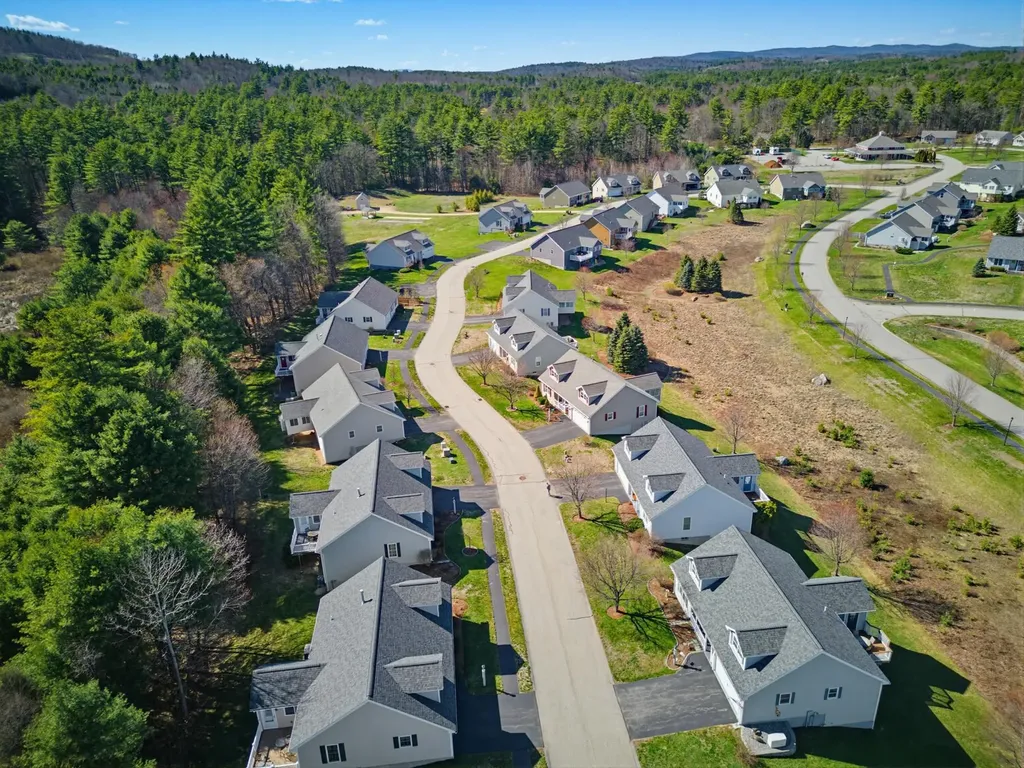 42 Iris Lane Loudon NH 03307
