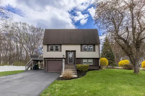 15 Elaine Drive Nashua NH 03062