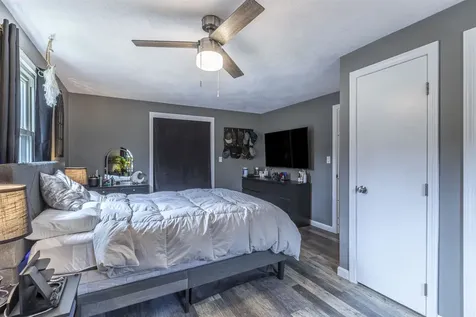 15 Elaine Drive Nashua NH 03062