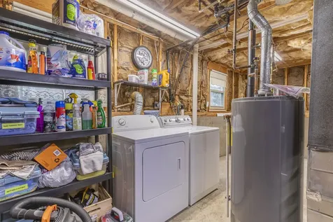 15 Elaine Drive Nashua NH 03062