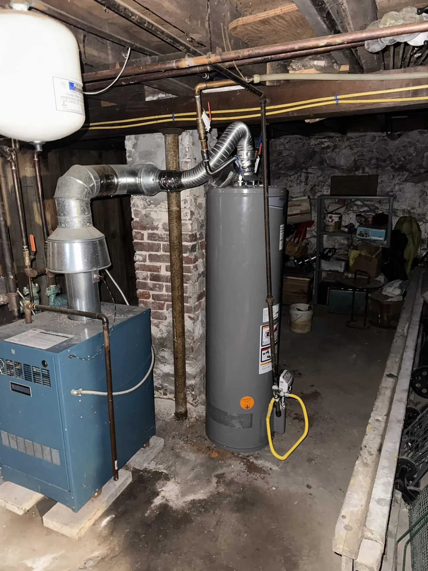 17 Perham Street Nashua NH 03064