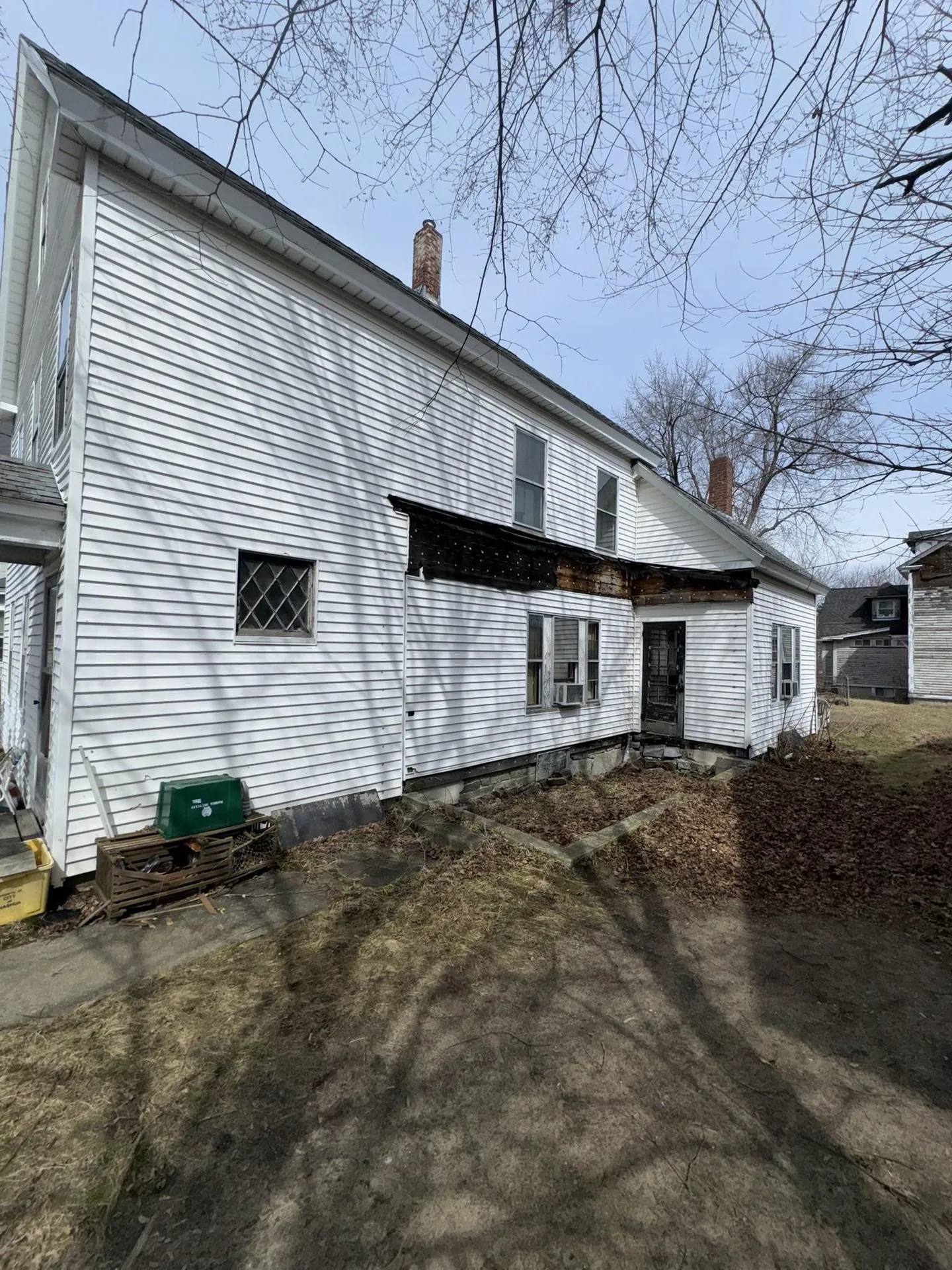17 Perham Street Nashua NH 03064