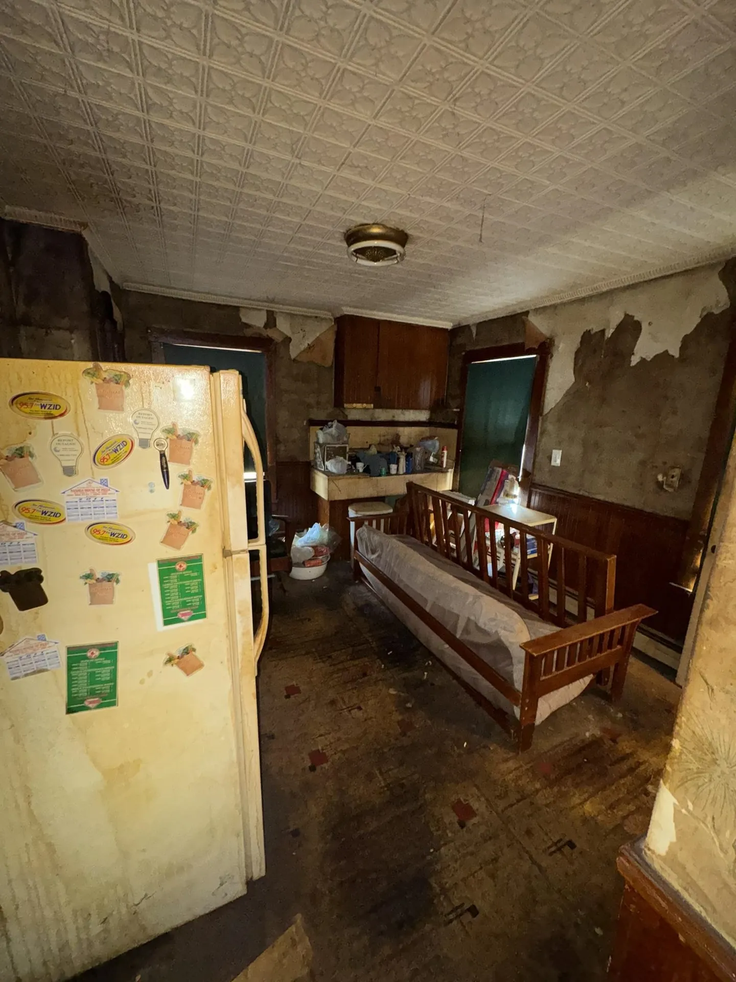 17 Perham Street Nashua NH 03064