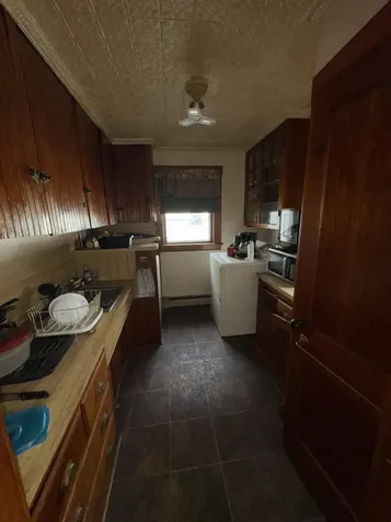 17 Perham Street Nashua NH 03064