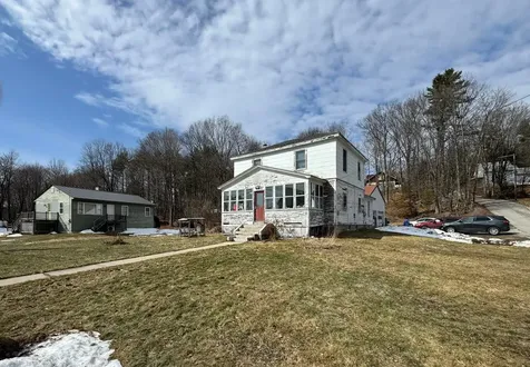 66 Winter Street Newport NH 03773