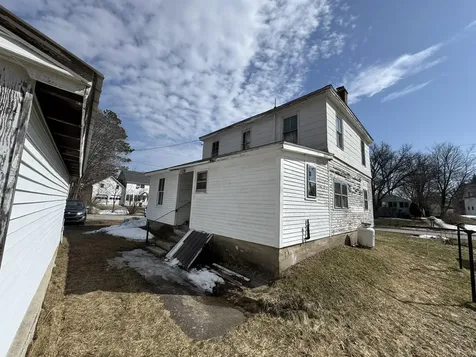 66 Winter Street Newport NH 03773