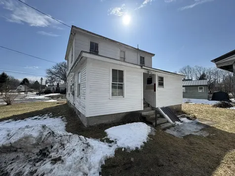 66 Winter Street Newport NH 03773