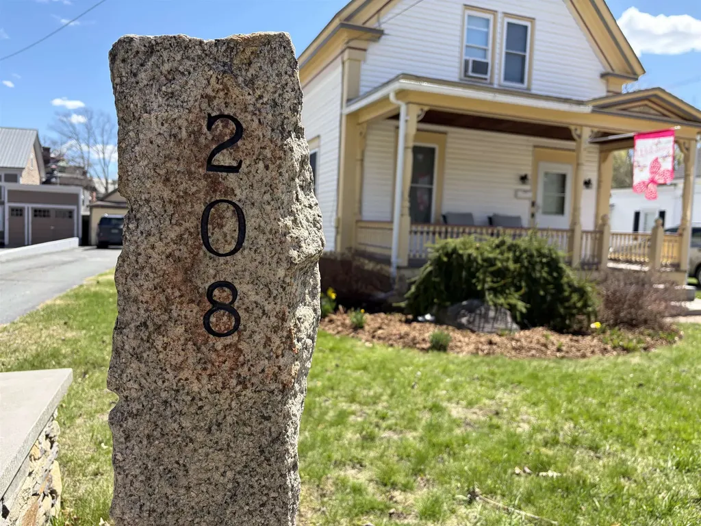 208 Summer Street St. Johnsbury VT 05819