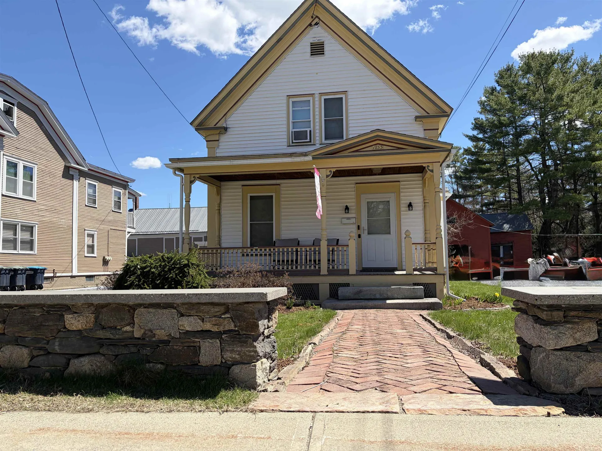 208 Summer Street St. Johnsbury VT 05819