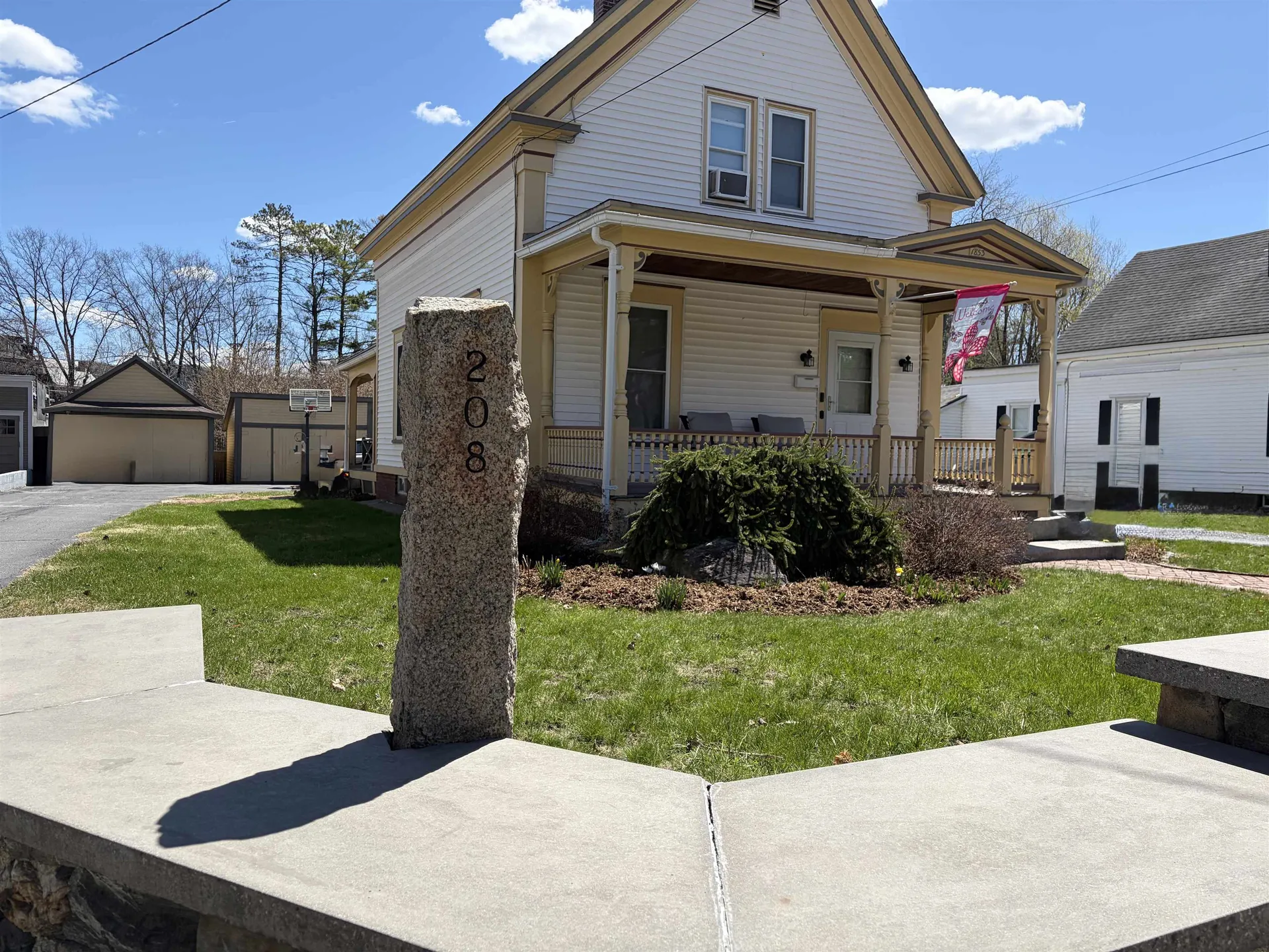 208 Summer Street St. Johnsbury VT 05819