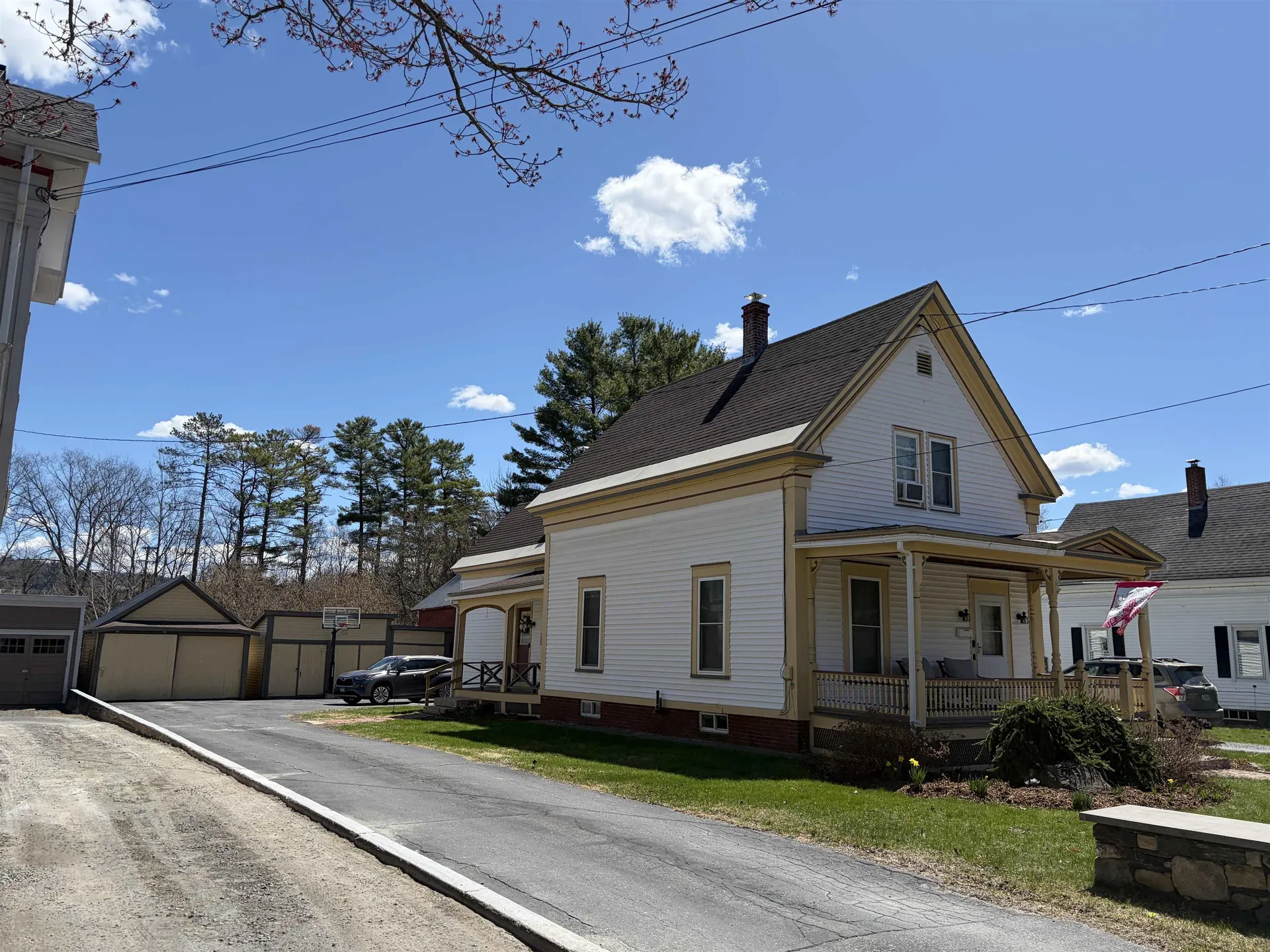 208 Summer Street St. Johnsbury VT 05819