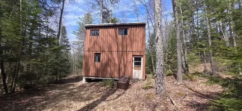 1715 New Hampshire Route 118 Dorchester NH 03266