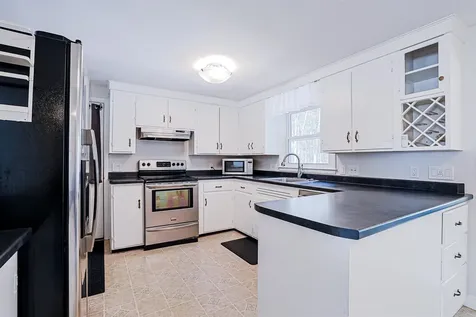 19 Strafford Road Dover NH 03820