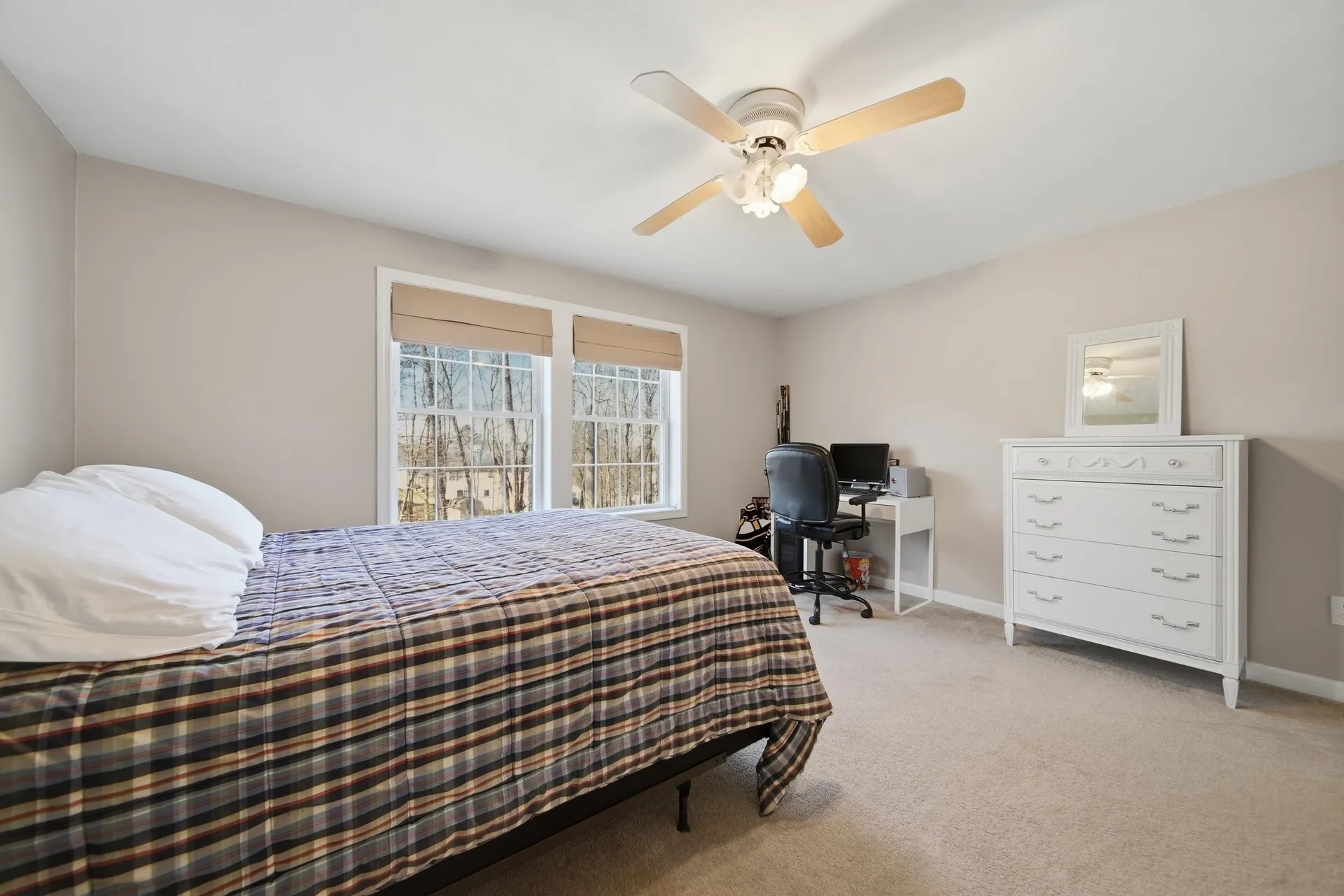10 Virginia Court Hooksett NH 03106